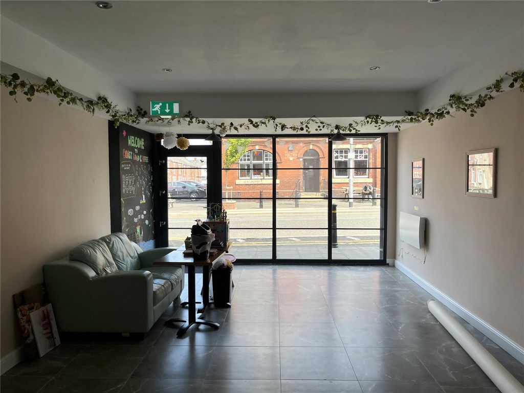 Property photo 2 of 5 Internal