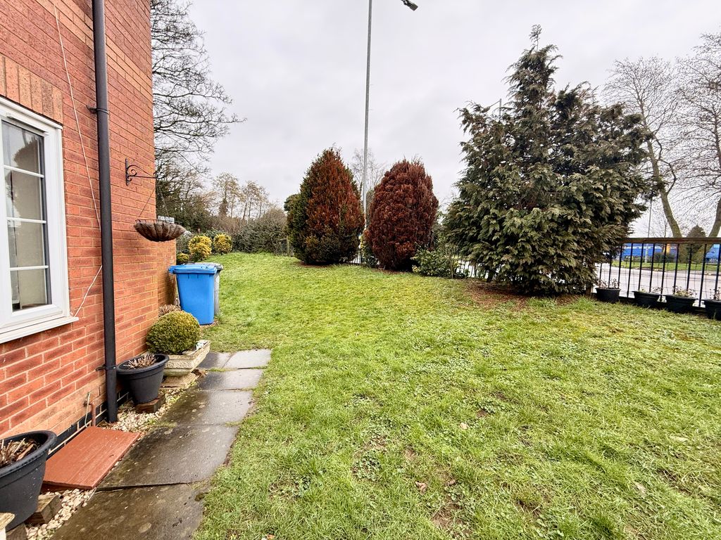 Property photo 3 of 3 Image