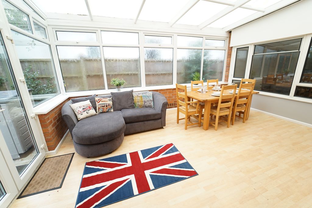 Property photo 1 of 10 Dining &amp; Living