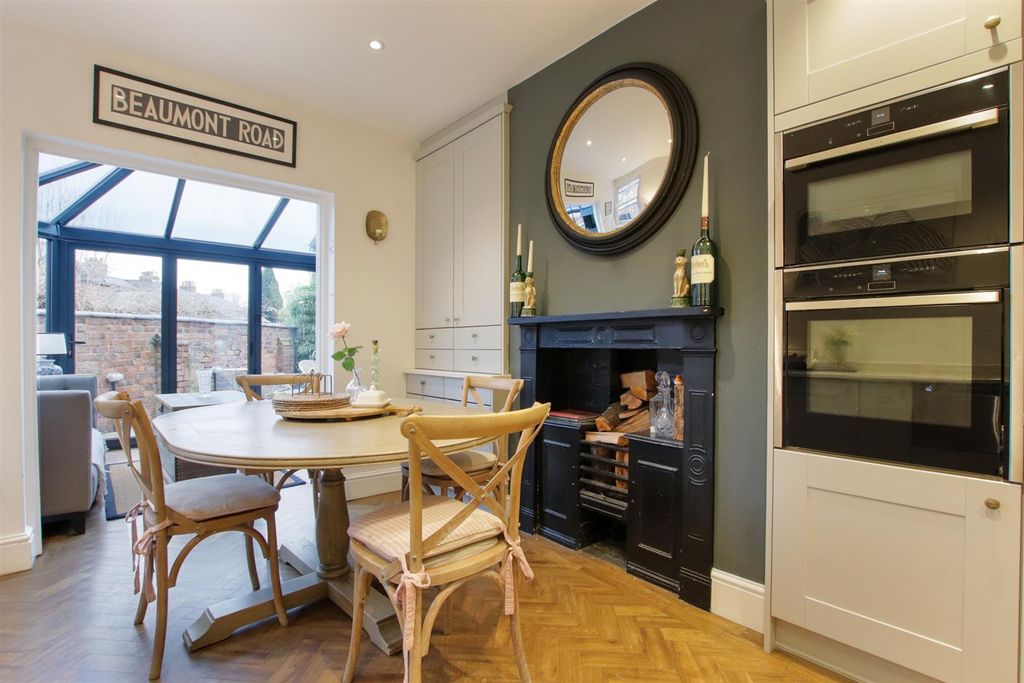 Additional image 7 of 5 bed terraced house for saleGarden Road, Knutsford WA16