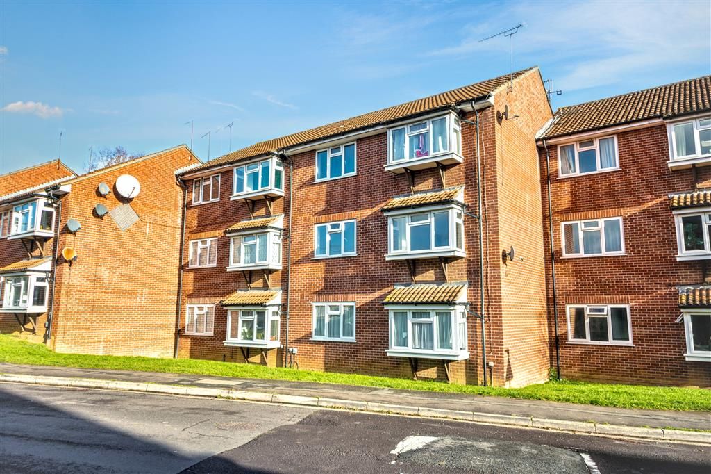 Property photo 1 of 11