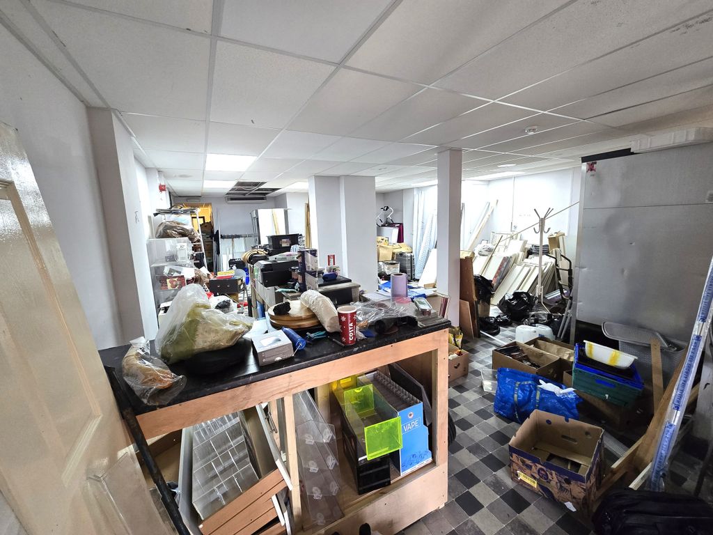 Property photo 3 of 9 3