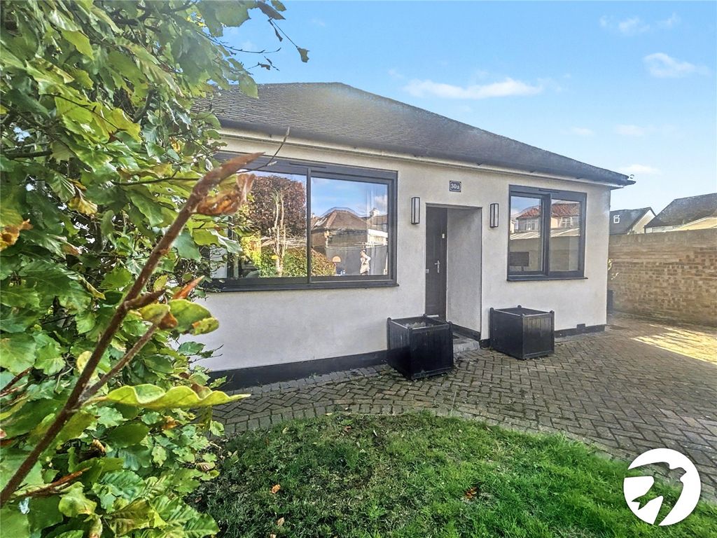 Property photo 2 of 38 Picture No. 70