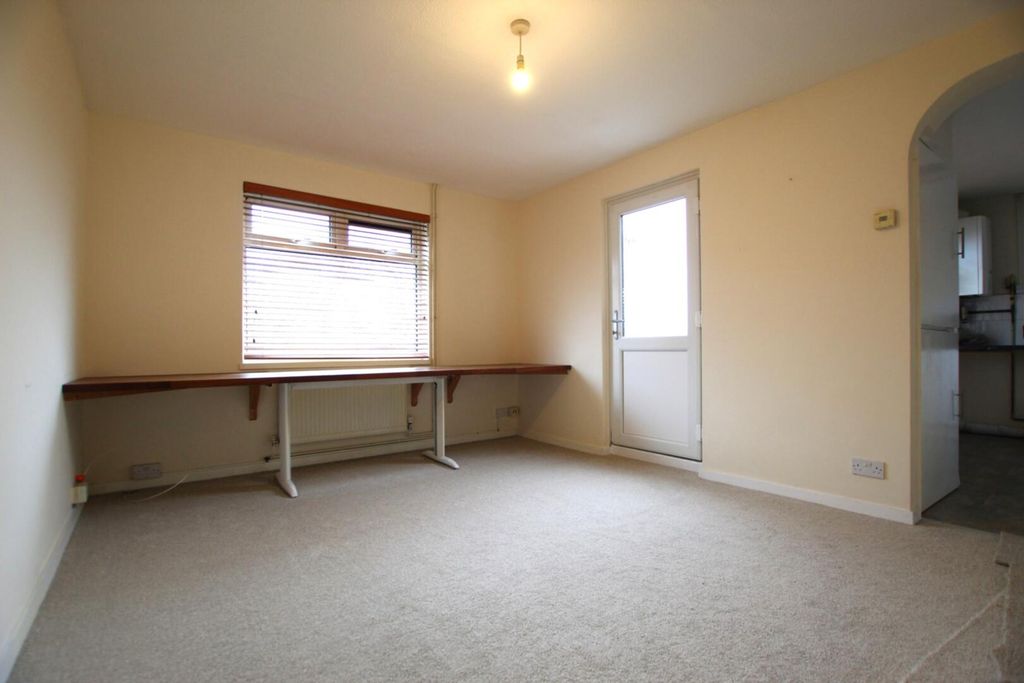 Property photo 2 of 6 Living Room.Jpg