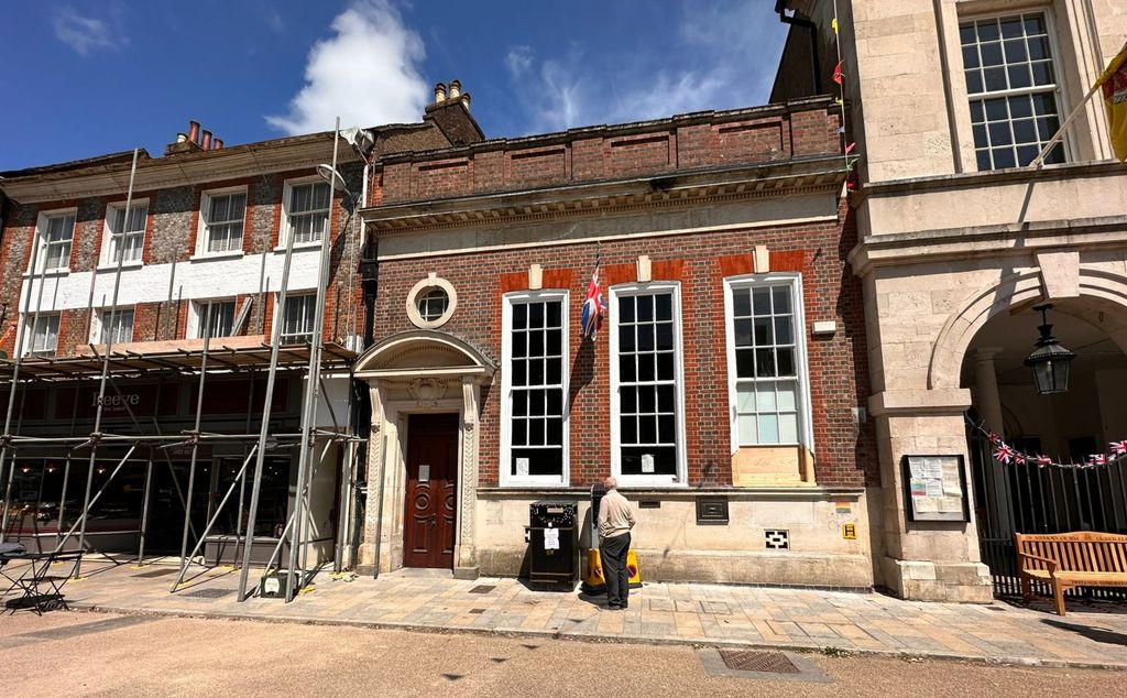 Property photo 3 of 5