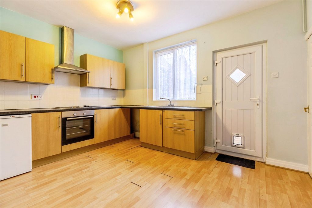 Property photo 3 of 14 Kitchen Diner