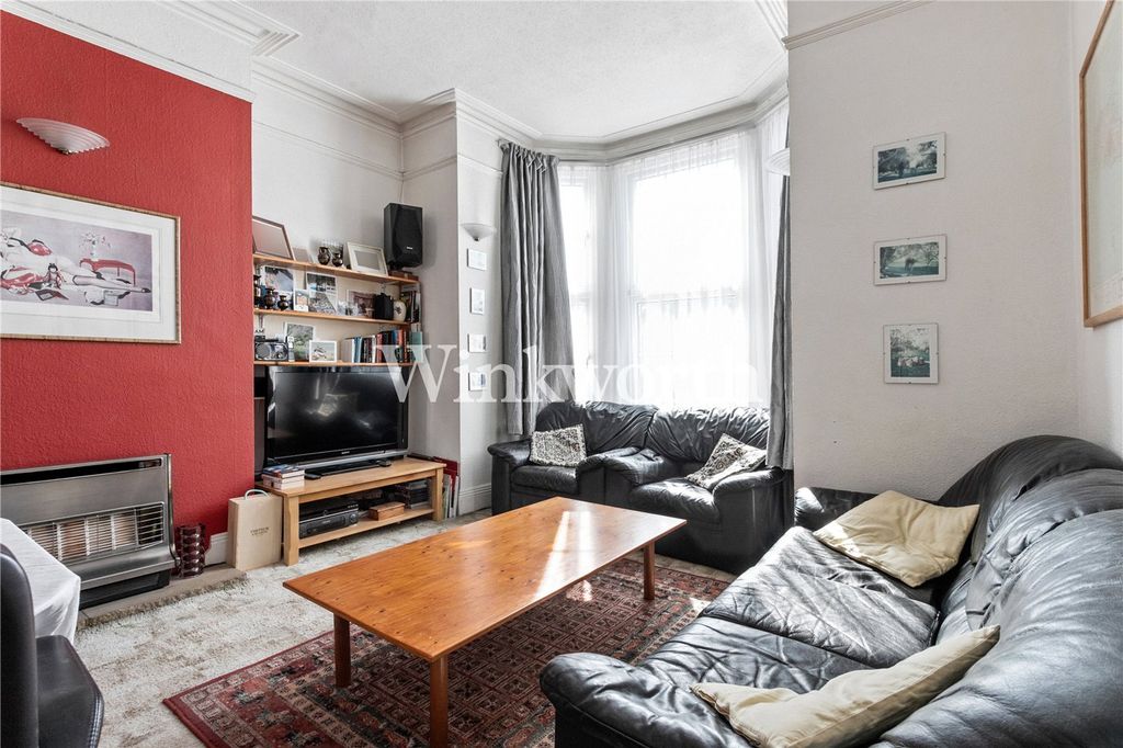 Property photo 2 of 13 Picture No. 04