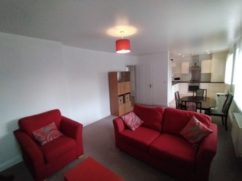 Property photo 2 of 9 (Main)