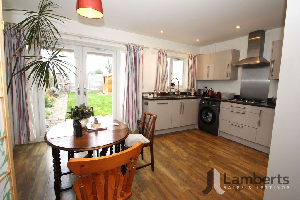 Property photo 2 of 14 Kitchen/Diner