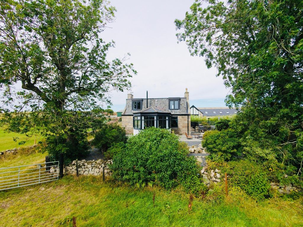 Property photo 1 of 24 Picture No. 33