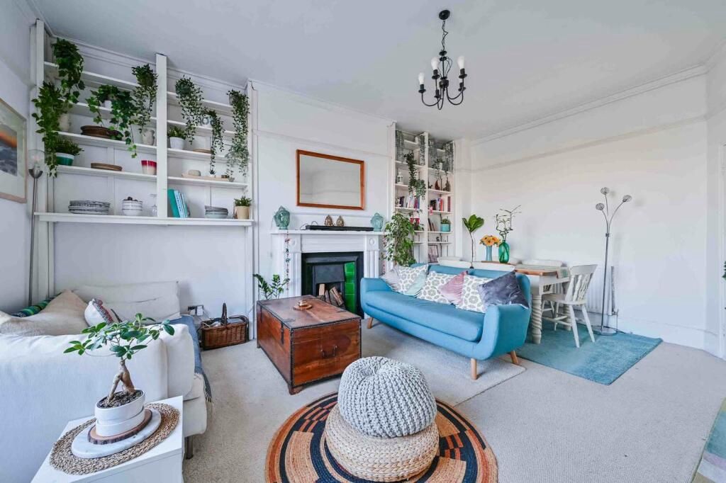 Property photo 3 of 9 Photo 3