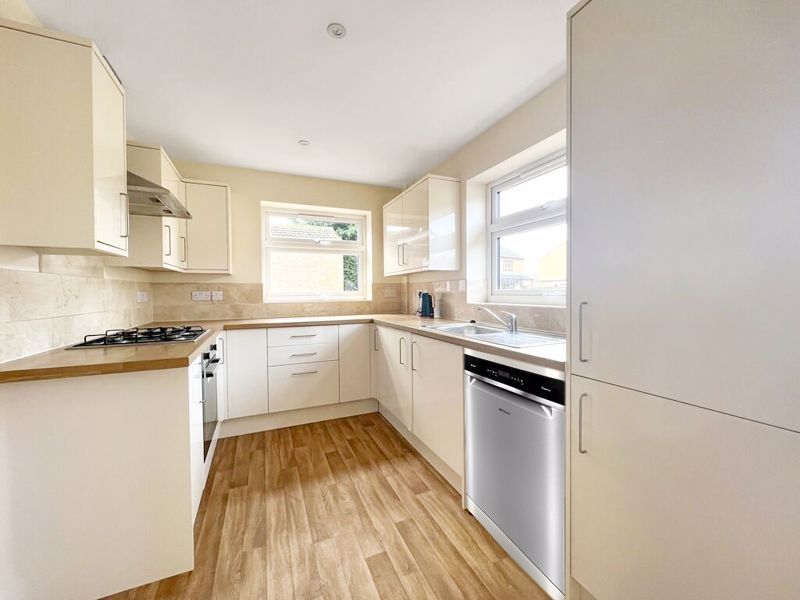 Property photo 2 of 9 Photo 2