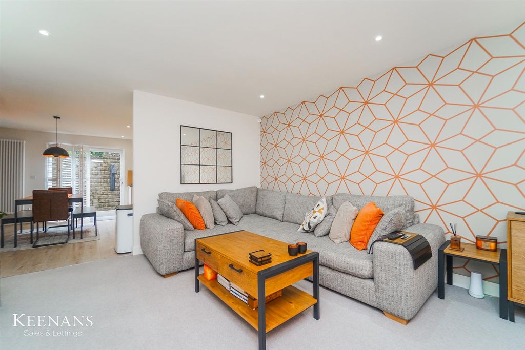 Property photo 3 of 24 3.Jpg