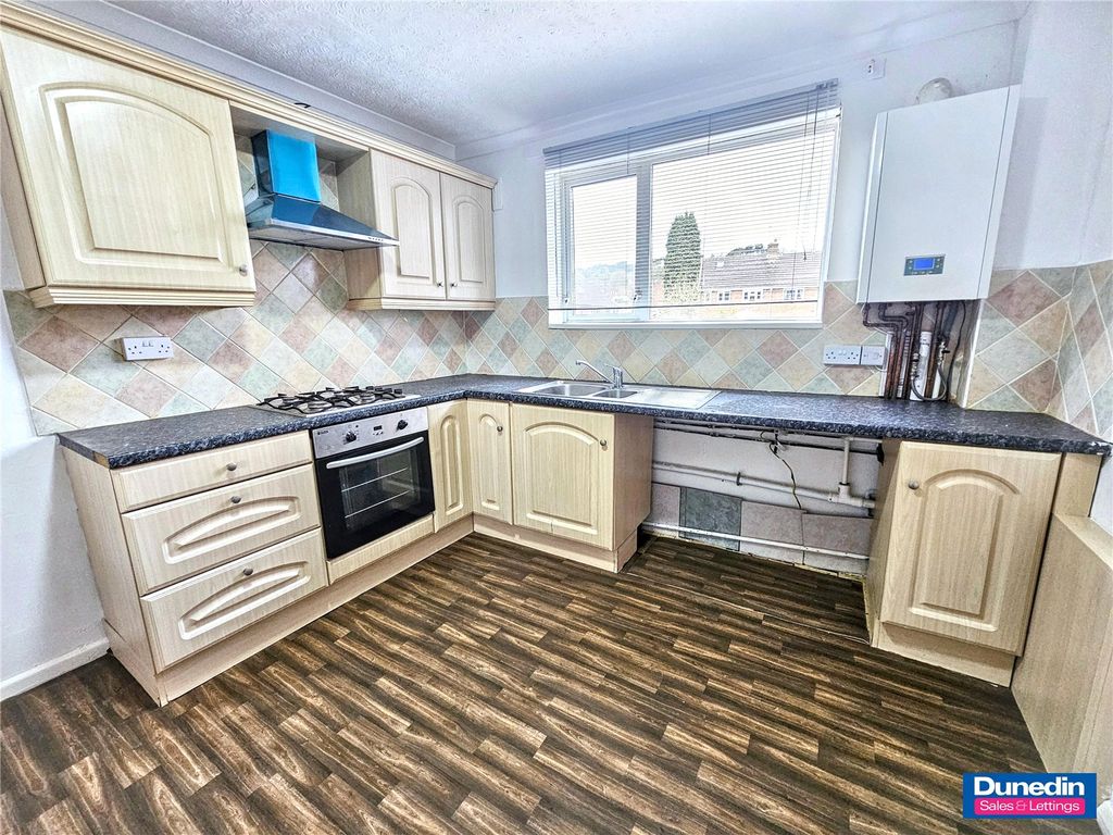 Property photo 2 of 13 Picture No. 03