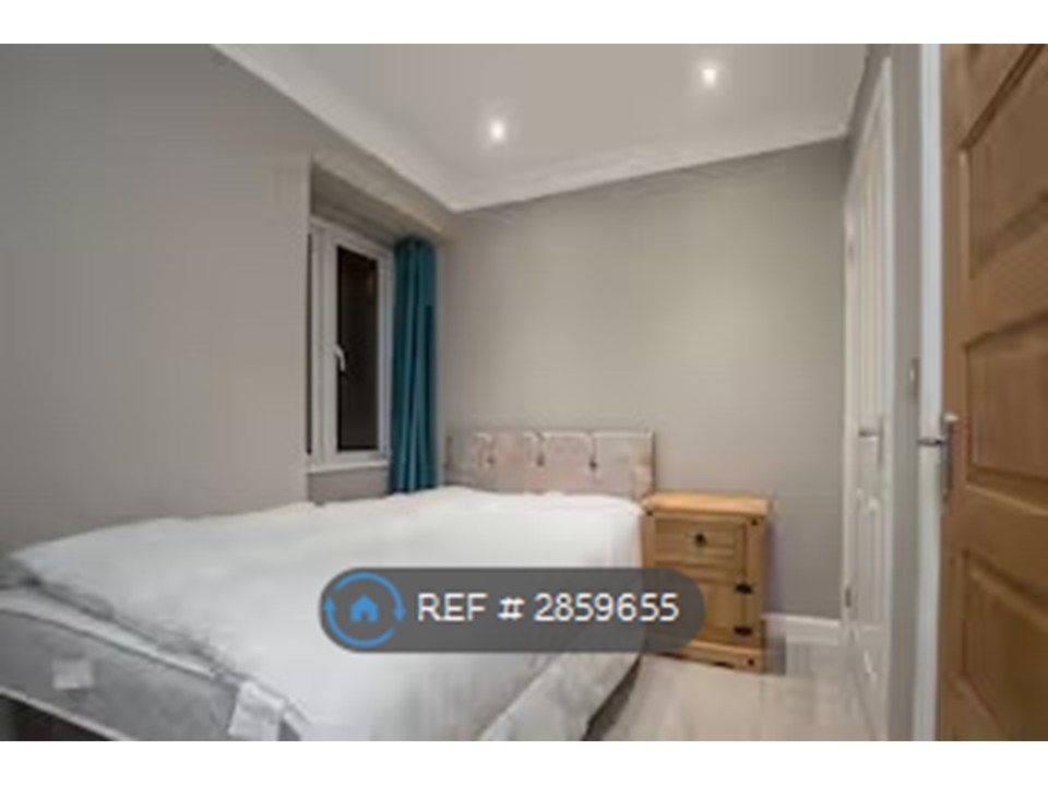 Property photo 3 of 26