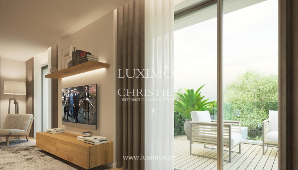 Property photo 2 of 27