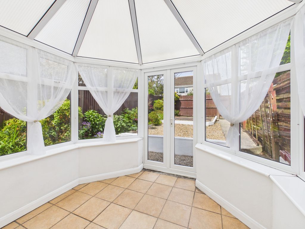 Property photo 3 of 13 Conservatory