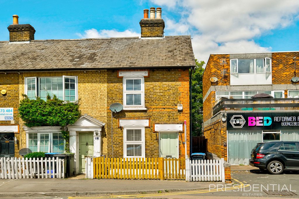 Property photo 1 of 31