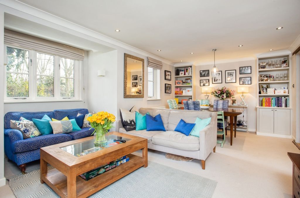 Property photo 1 of 17 286 Brompton Park...