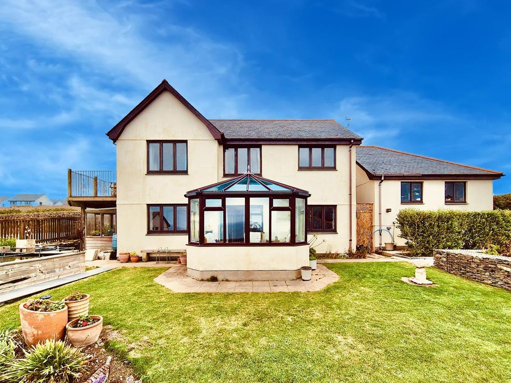 Property photo 3 of 22 Sunnybank Rear.Jpg