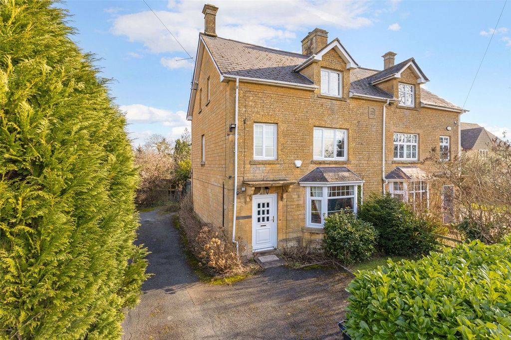 Property photo 1 of 10 Wickhamstead