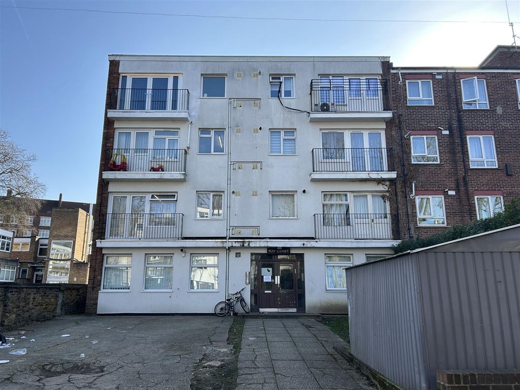 Property photo 1 of 12