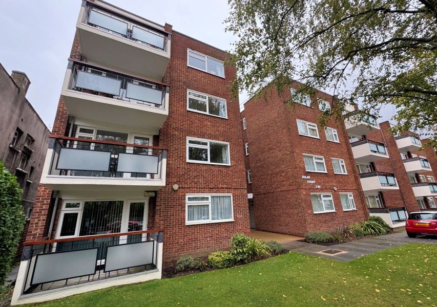 Property photo 2 of 8