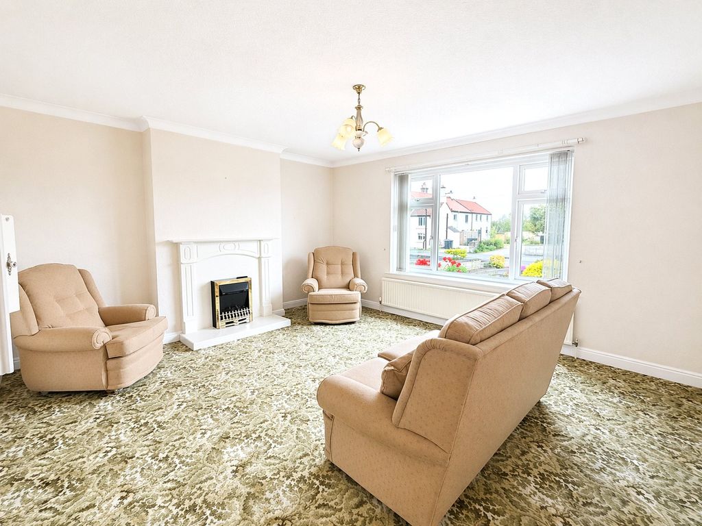 Property photo 2 of 18 Picture No. 13