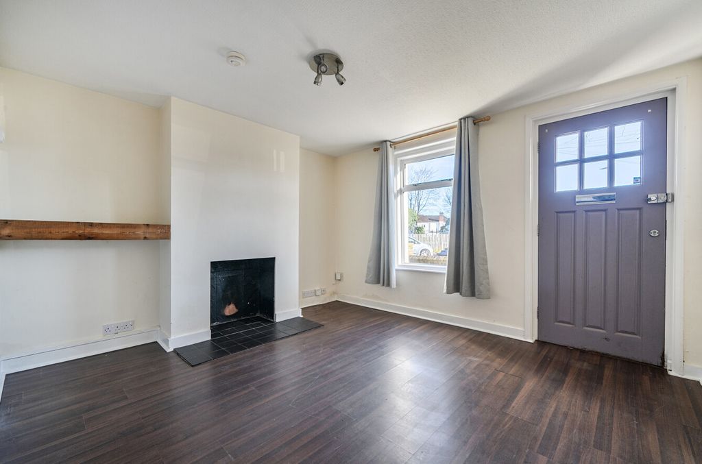 Property photo 2 of 20 1420476-14-69A5B8...