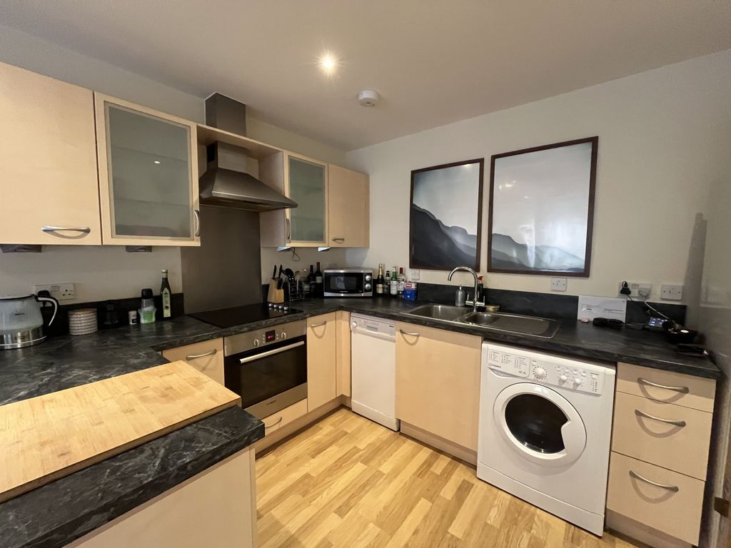 Property photo 2 of 11 Img_7387