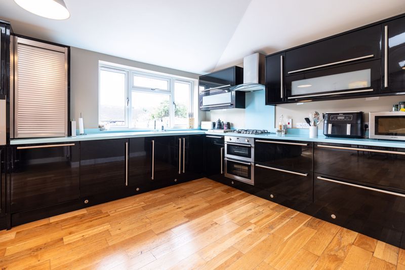 Property photo 3 of 15 Kitchen/Diner