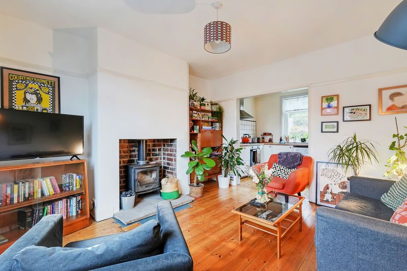 Property photo 1 of 23 Living Room