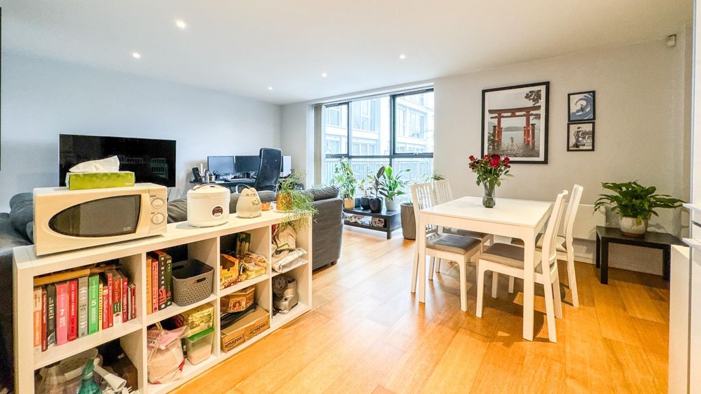 Property photo 3 of 17 Untitled-4128.Jpg