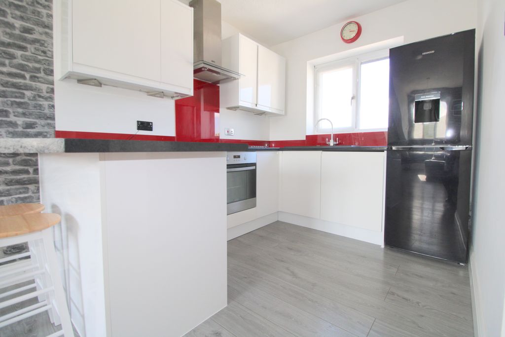 Property photo 3 of 8 Cornerside Kitchen