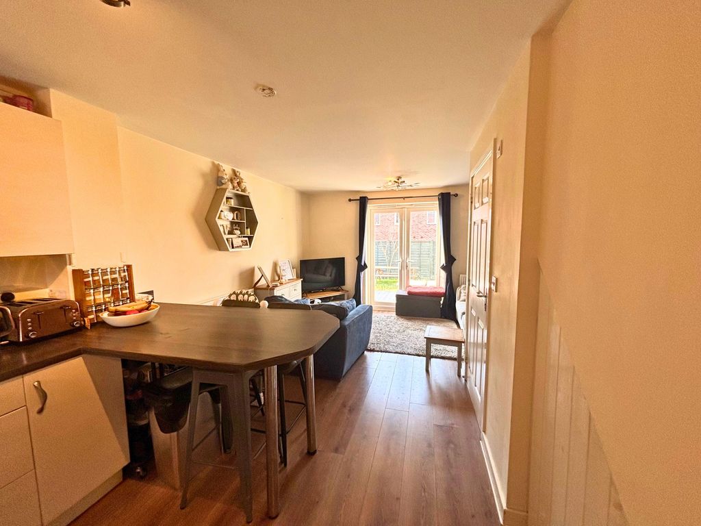 Property photo 3 of 13 Kitchen/Diner