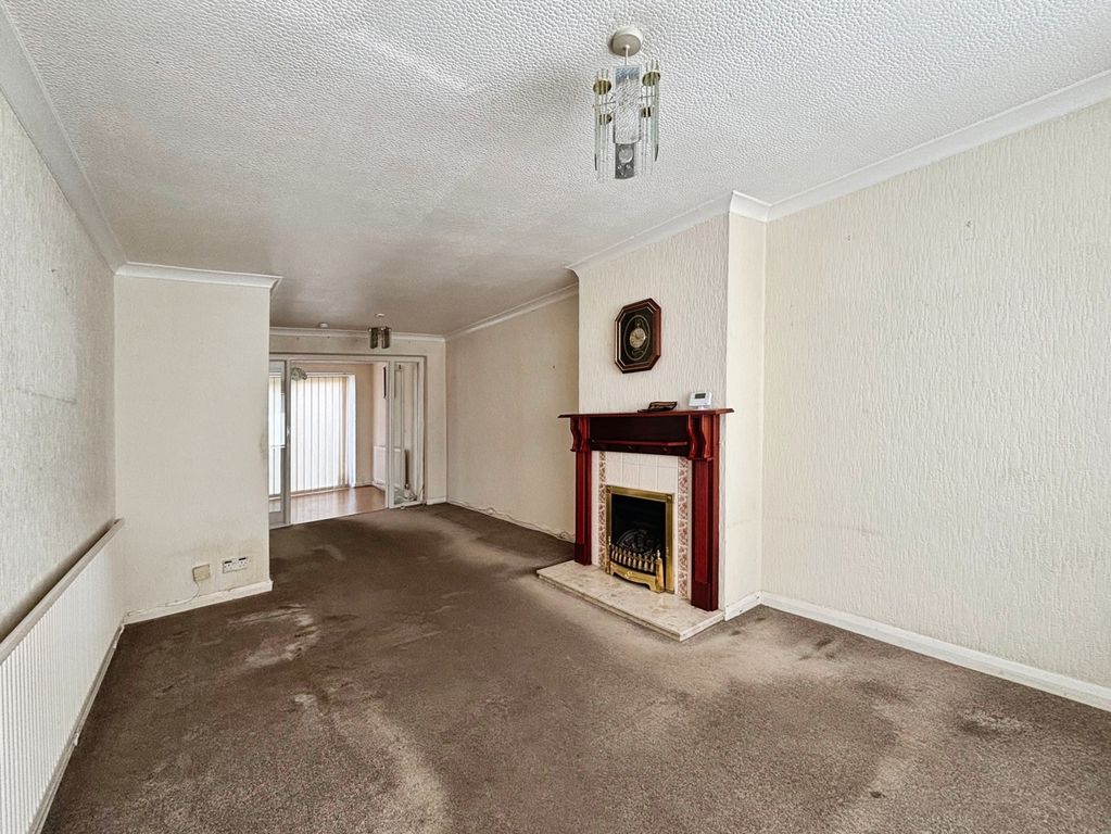 Property photo 3 of 11 Pbox-Img.Jpg