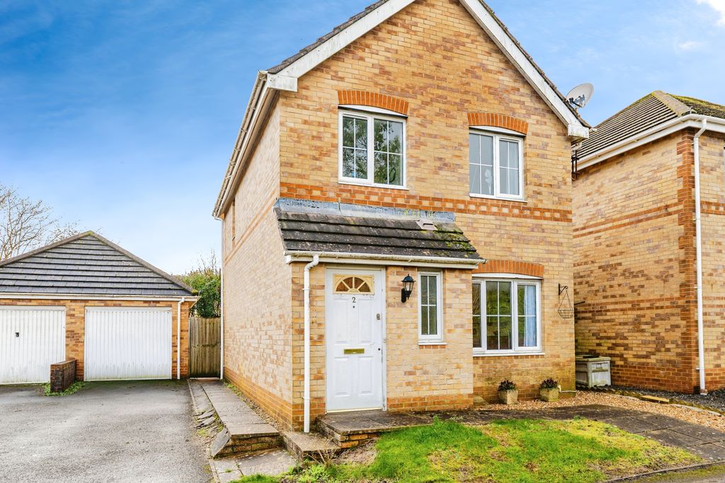 Property photo 1 of 20 P1410440