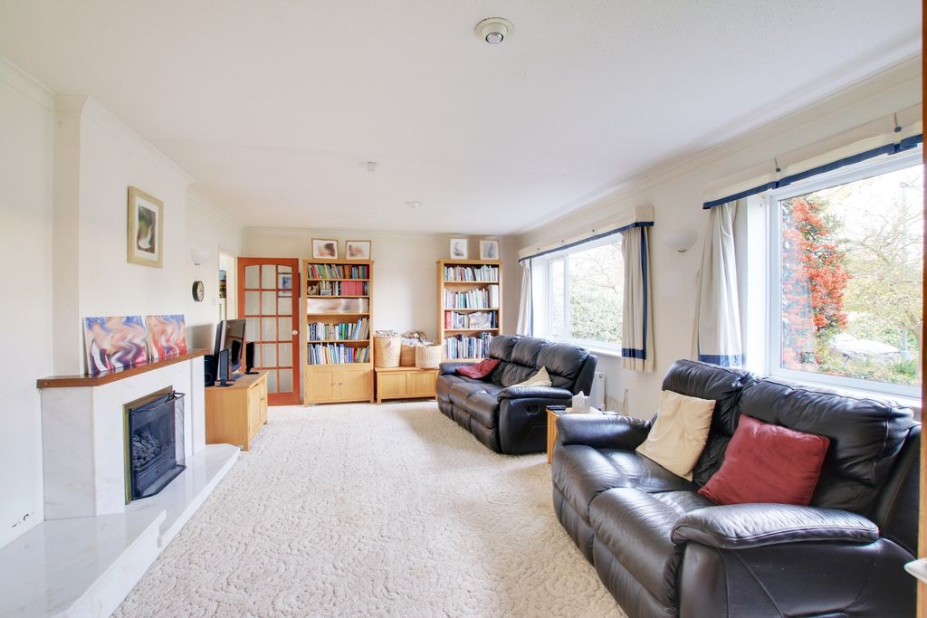 Property photo 3 of 15 Img_5465-Img_5467