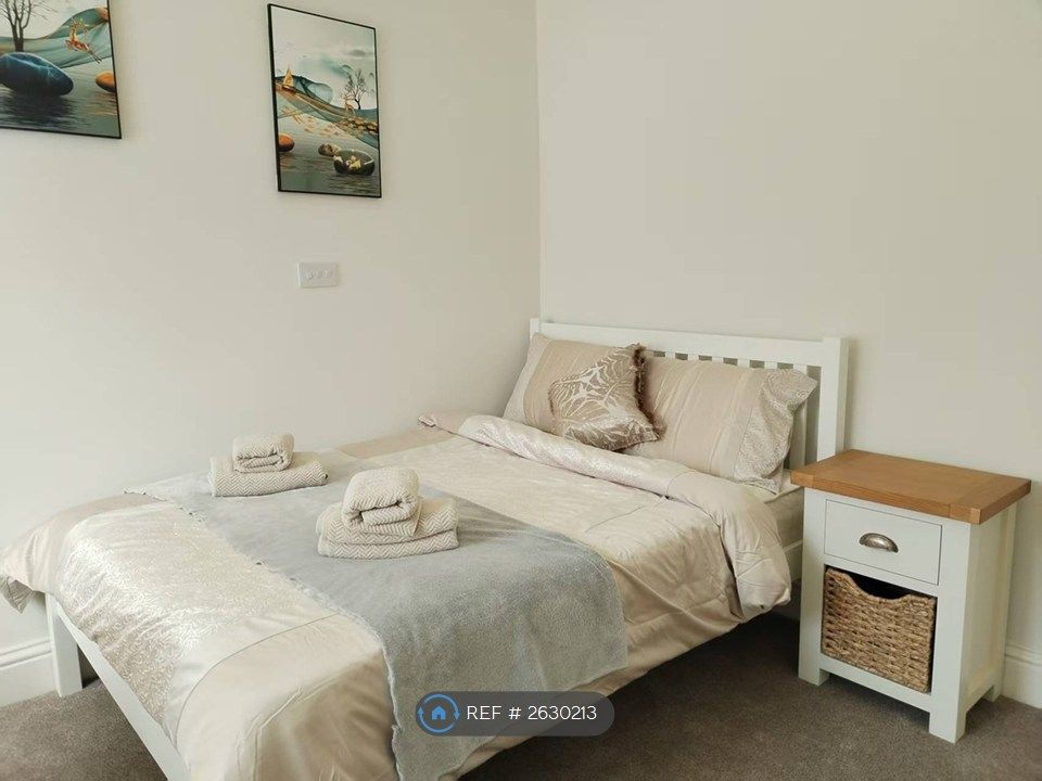 Property photo 2 of 21 Room1-2