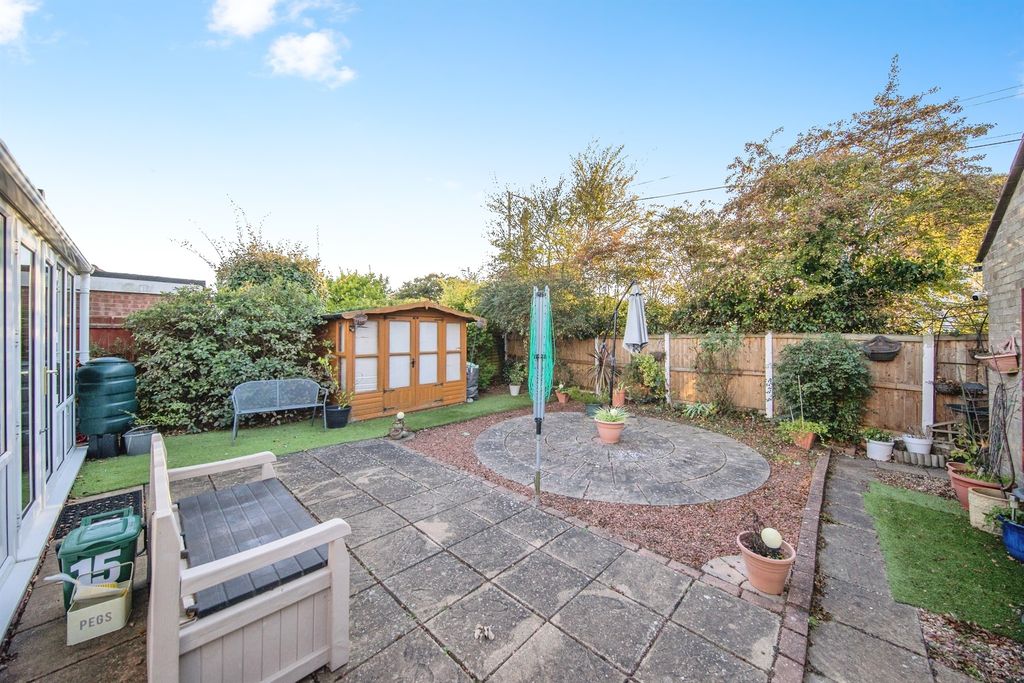 Property photo 1 of 17