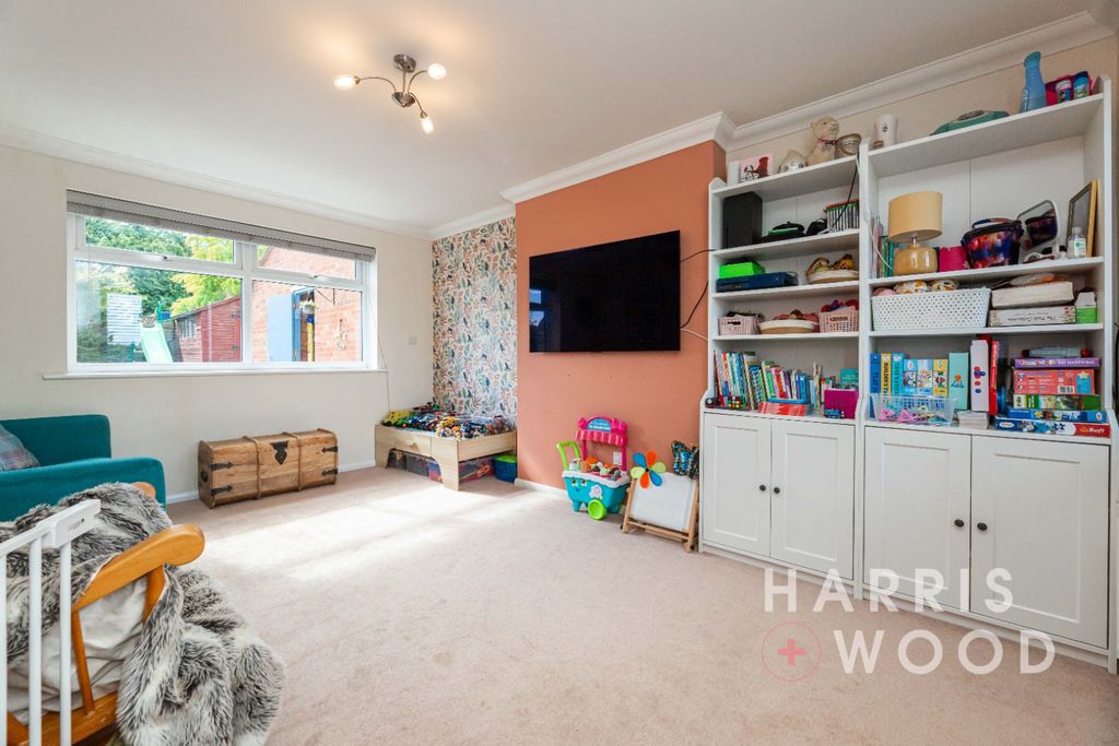 Property photo 2 of 19 4506117