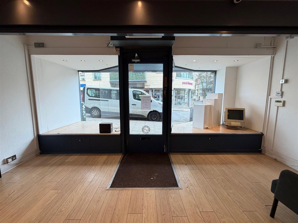 Property photo 3 of 9 2.Jpg