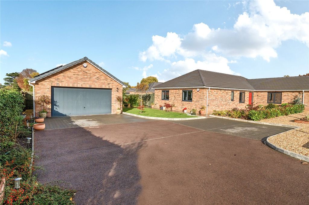 Property photo 1 of 20 Picture No. 21