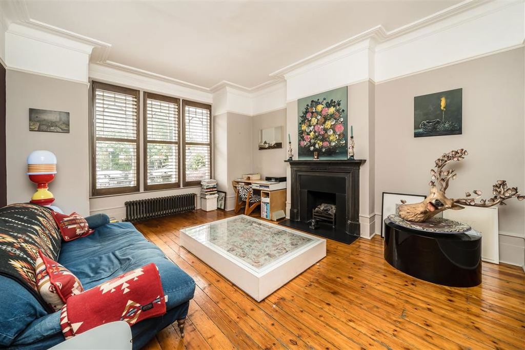 Property photo 3 of 19