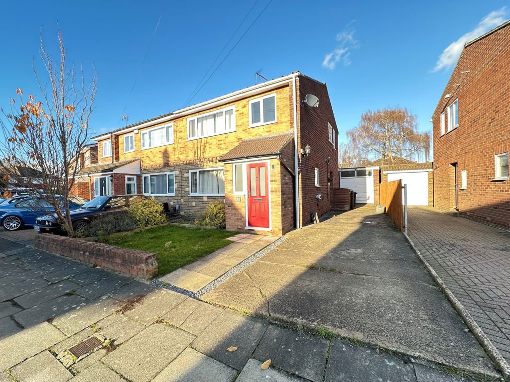Property photo 1 of 12 3789641