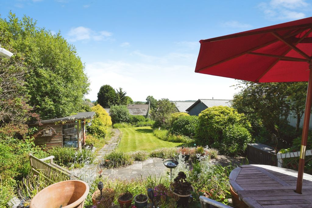 Property photo 3 of 19 Rear Garden