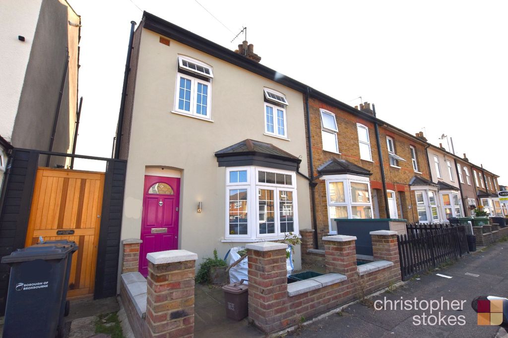 Property photo 1 of 19 2724190