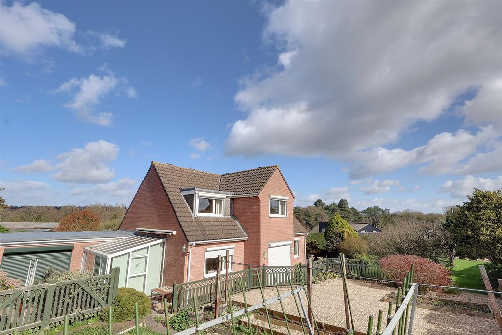 Property photo 3 of 24 Img_8451-Img_8453.Jpg