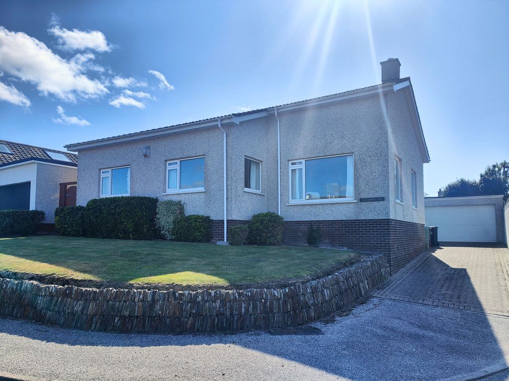 Property photo 1 of 20 External