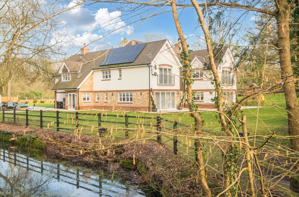 Additional image 2 of 6 bed detached house for saleHeather Lane, Up Nately, Hook RG27